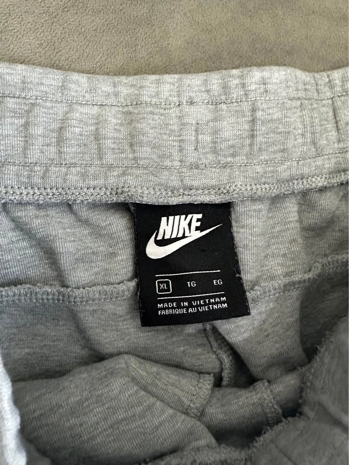 Kids Nike Tech Fleece Joggers Size XL Grey - photo 5