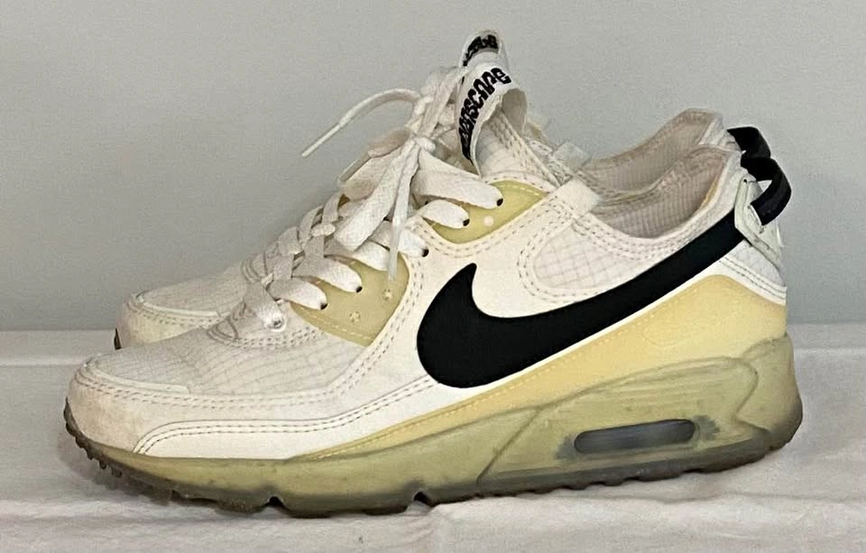 NIKE AIR MAX 90 (6Y/6M/7.5W)