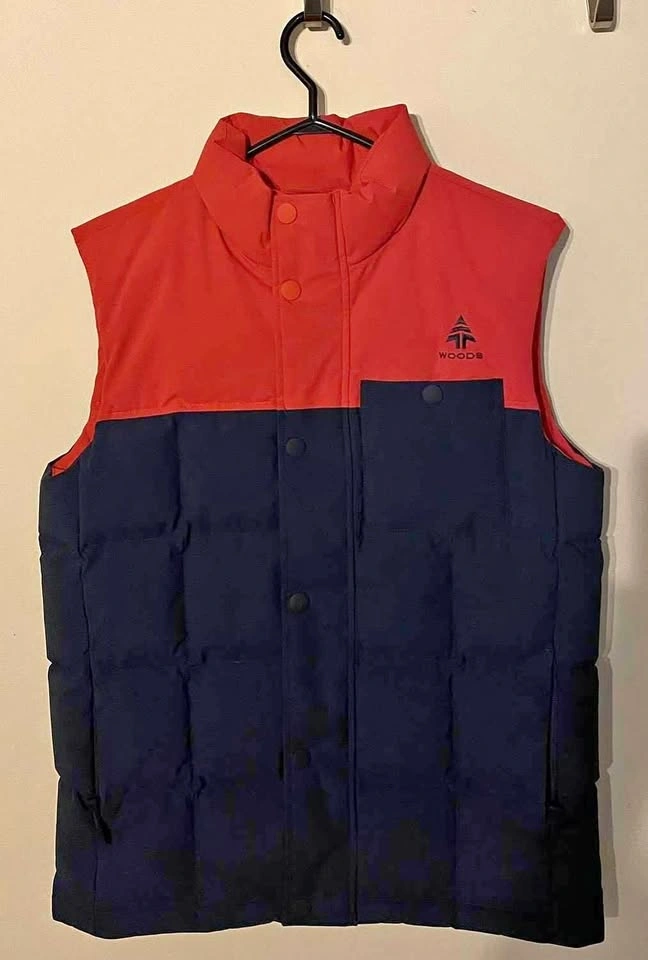 MENS WOODS DOWN-FILLED VEST (SIZE SMALL)