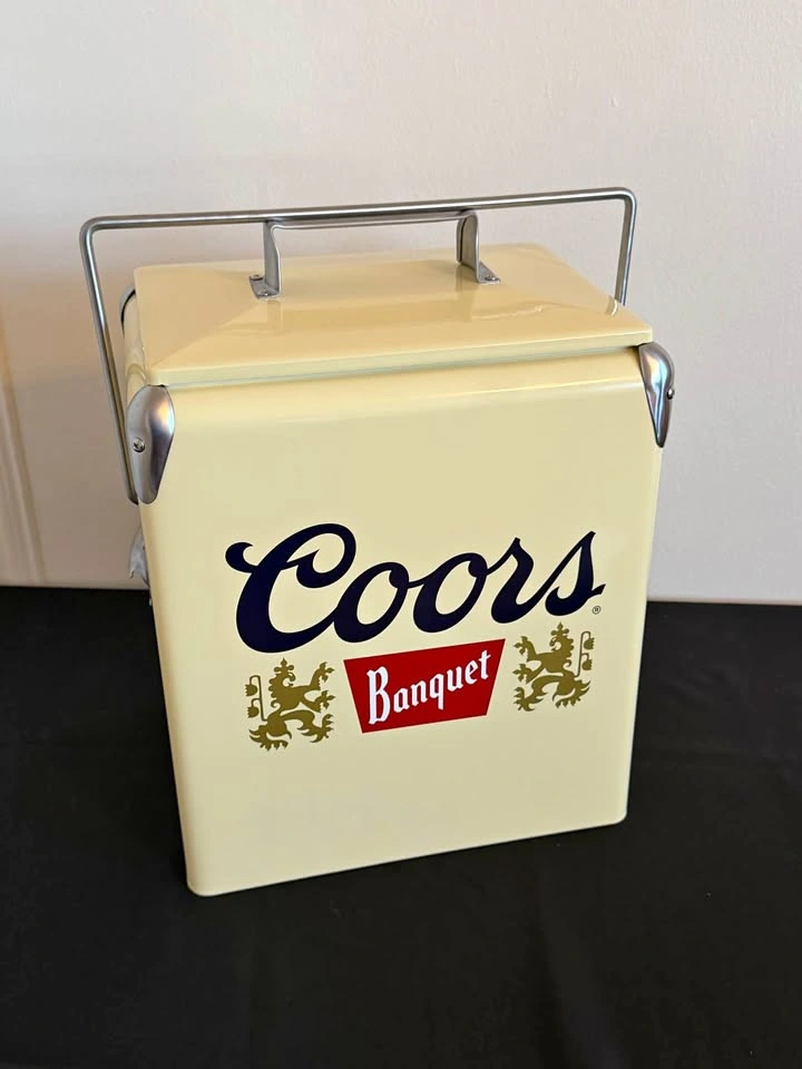 Coors Banquet Vintage Style Metal Cooler