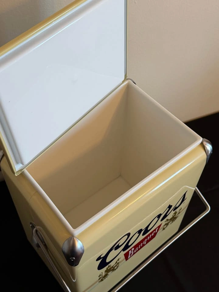 Coors Banquet Vintage Style Metal Cooler - photo 3
