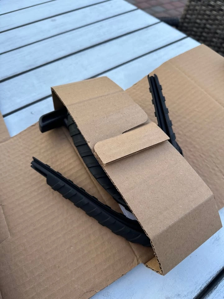 Audi ROOF RACK, 2018-2025 Audi Q5 Base Carrier Bars - photo 3