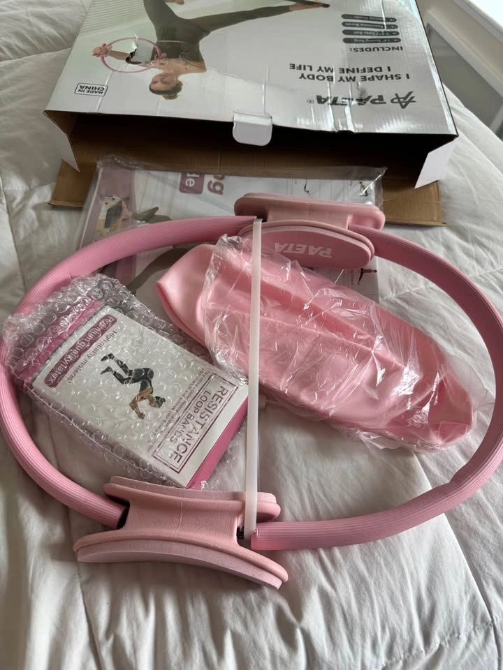 Brand NEW in Box Yoga / Pilates Set (Ball, Ring, Bands) - photo 5