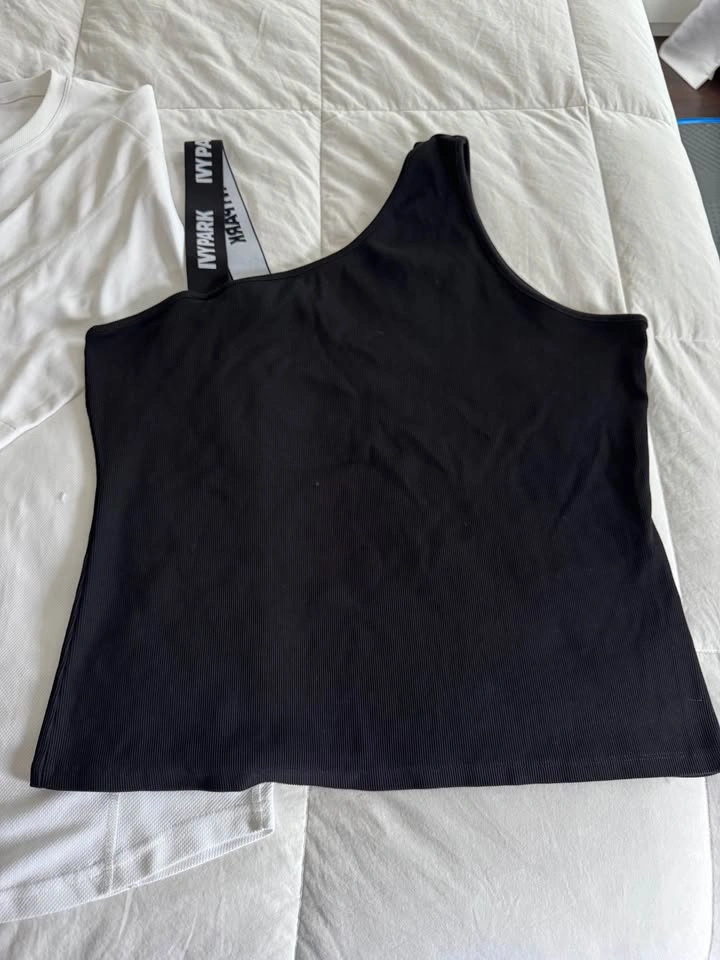 Ladies Size XL Lululemon/ IVY Park Clothing $15 each - photo 3