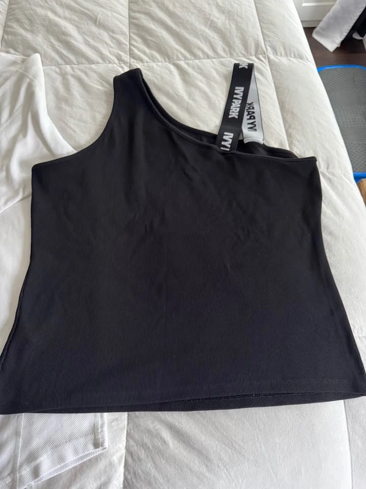 Ladies Size XL Lululemon/ IVY Park Clothing $15 each - photo 5