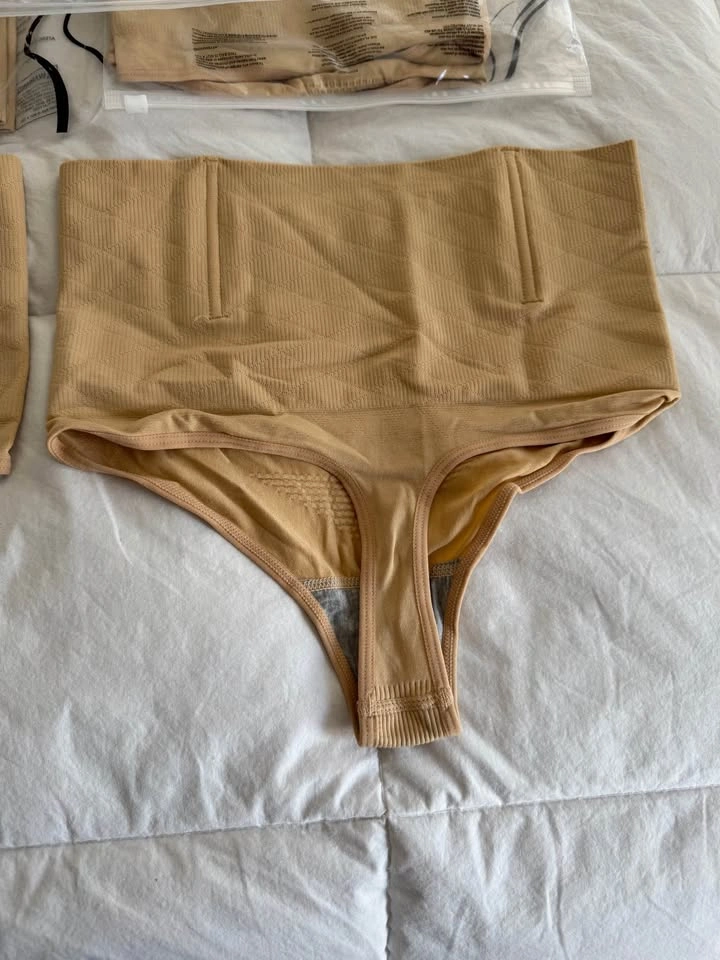 5 Brand New Packages of Shapeware Size L - photo 4