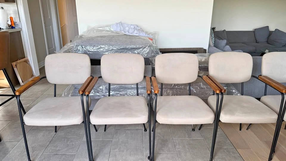 Set of 6 Mid-Century Modern Style Dining Chairs with Wood Armres