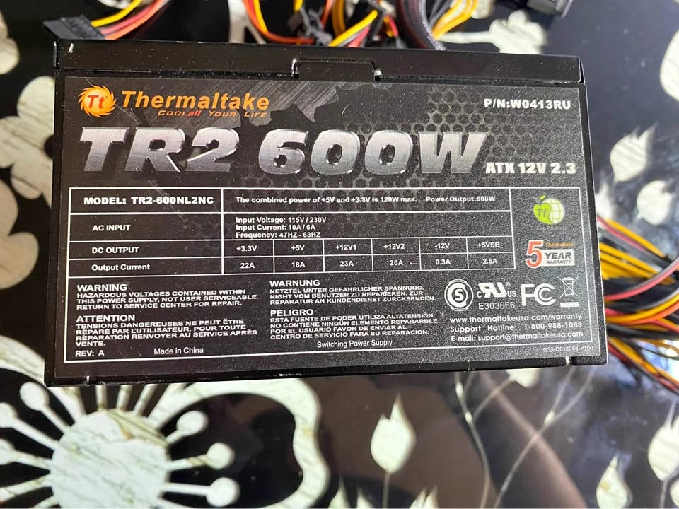 Thermaltake TR2 600W Power Supply