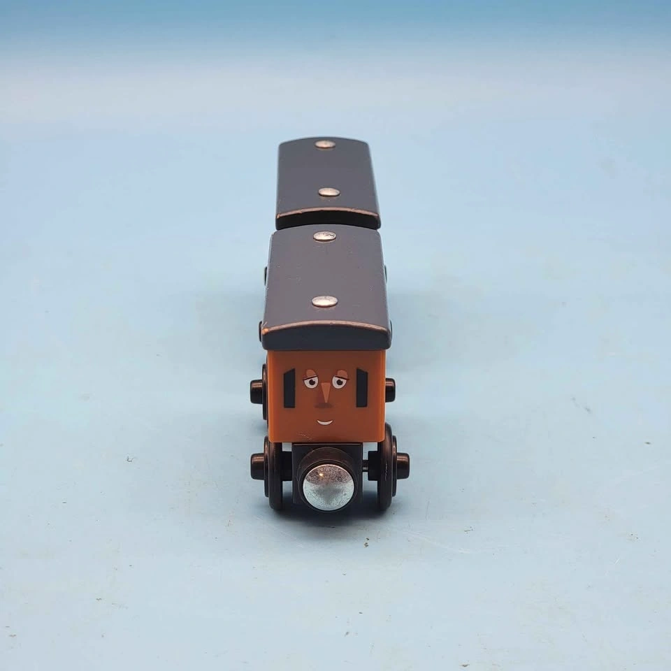 Thomas Annie & Clarabel Light-Up Reveal (2015) Wooden Railway - photo 2