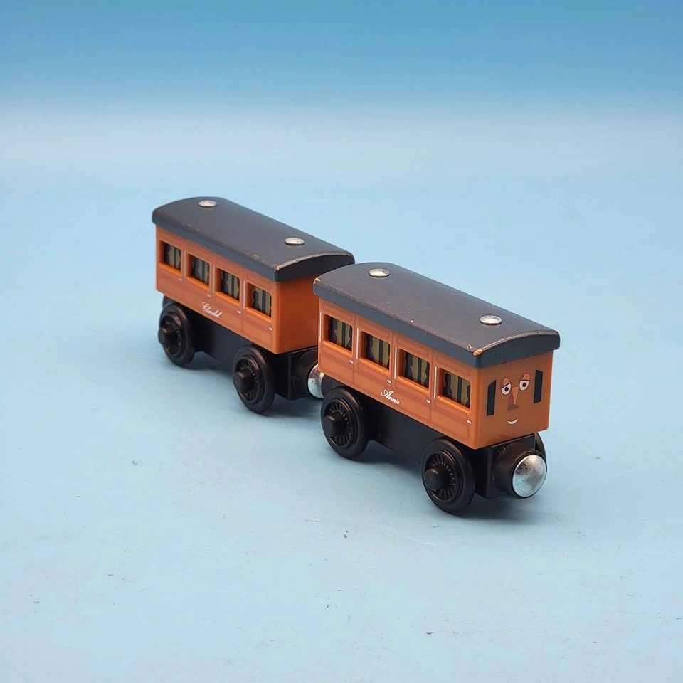 Thomas Annie & Clarabel Light-Up Reveal (2015) Wooden Railway - photo 3