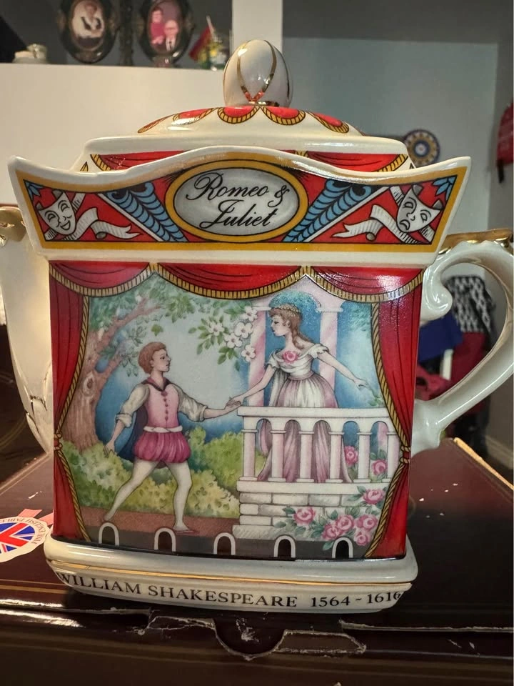 Classic collectible teapots - photo 2