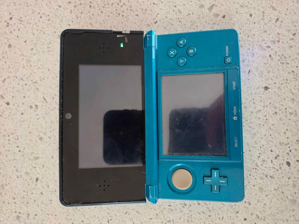 Nintendo 3DS Aqua Blue - photo 2
