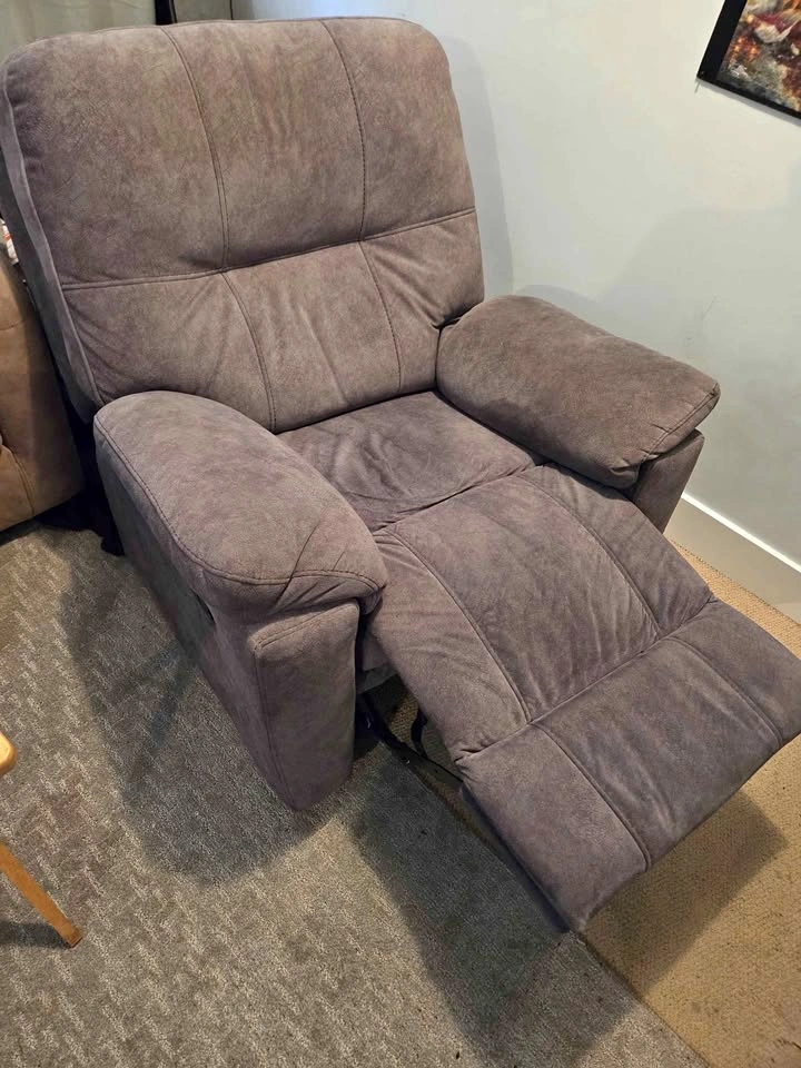 Lazy Box Chair