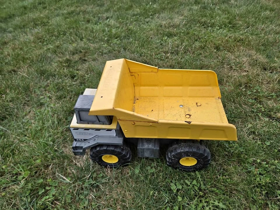 Metal Tonka Truck