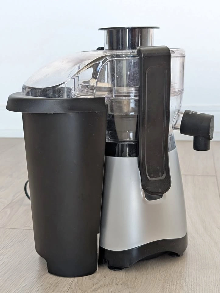 Magic Bullet Juicer – 4 Months Old – Excellent Condition