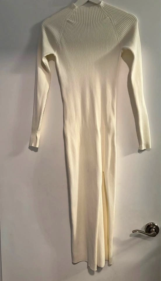 Wilfred Ribbed Knit Maxi Dress