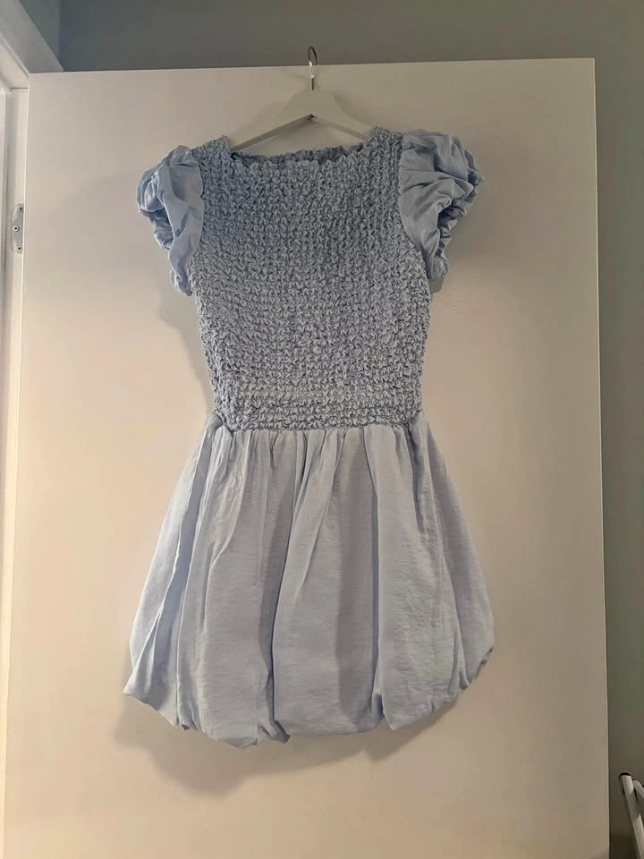 Dress Wilfred size small
