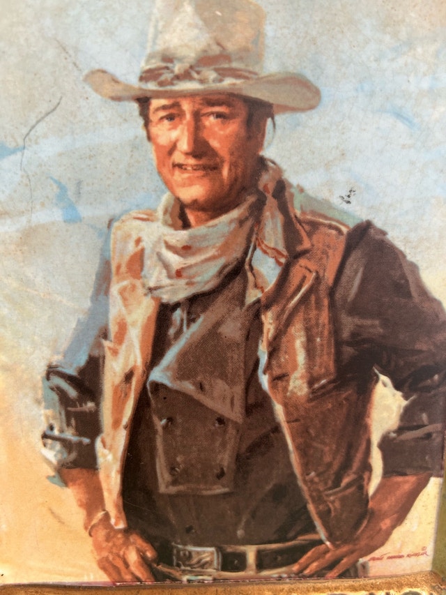 John Wayne 1979 Bourbon Decanter - photo 4