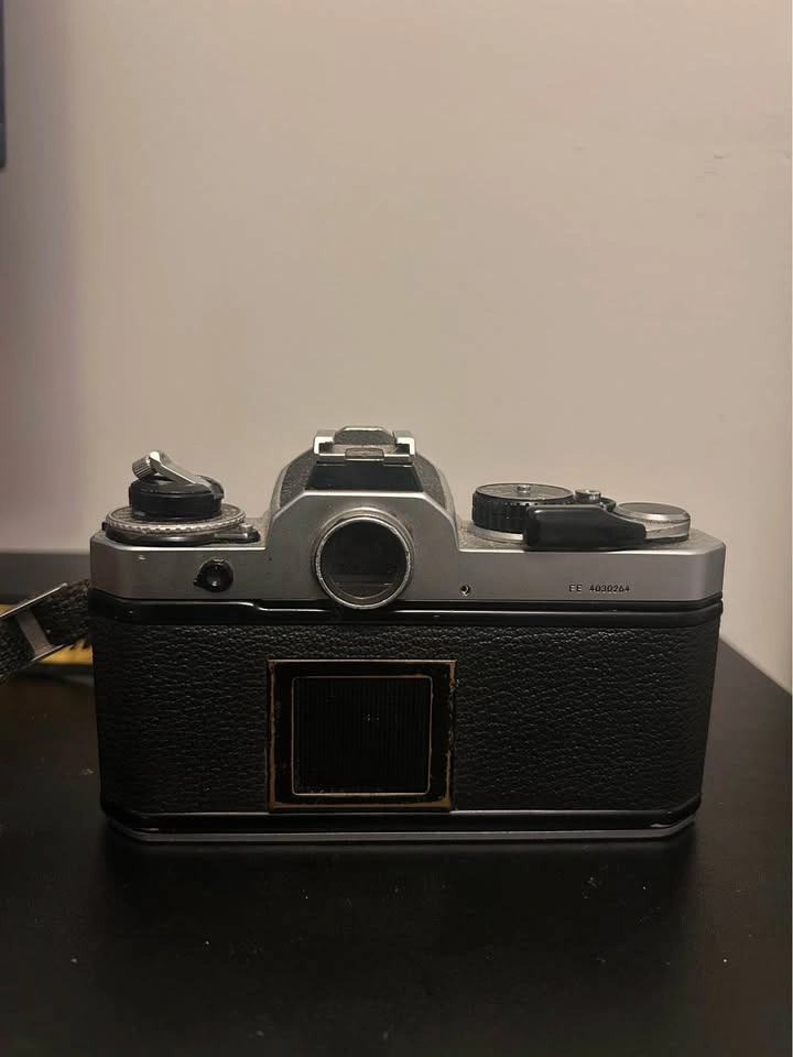 Nikon FE Film Camera - photo 3