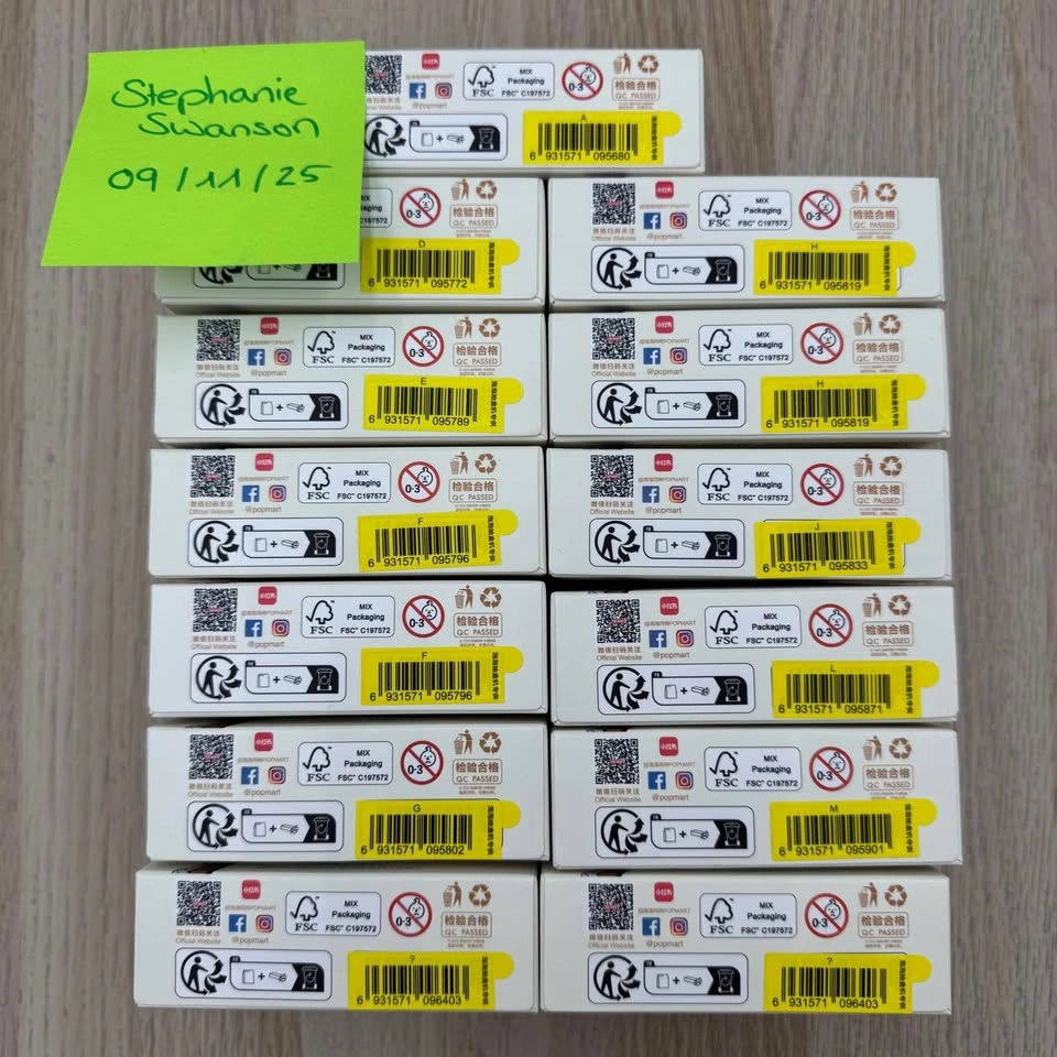BNIB AUTHENTIC Pin for love letter pendants Labubu - photo 2