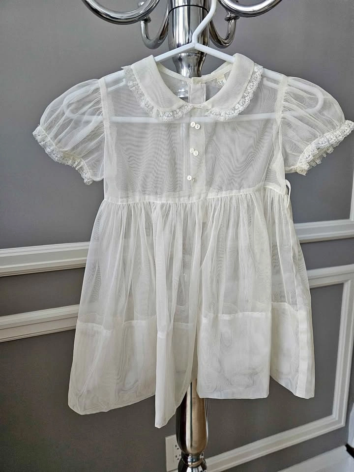 Vintage little girl's Pinafore