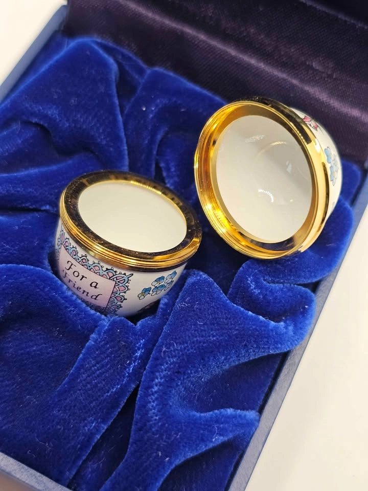 HALCYON DAYS ENAMEL "For a Friend" Keepsake egg in box - photo 4