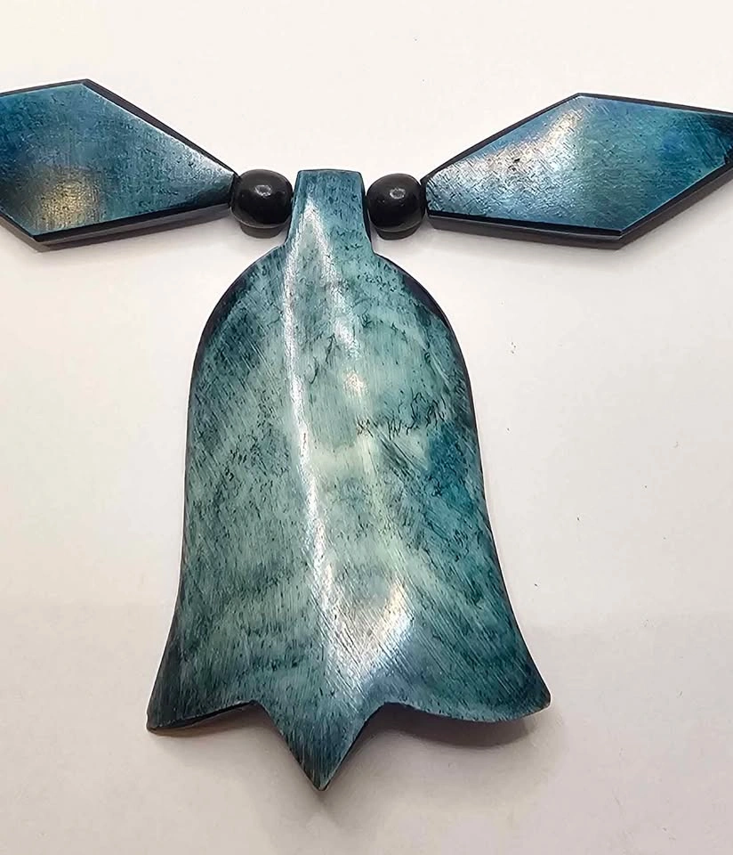 Teal Wooden Tulip Necklace - photo 2