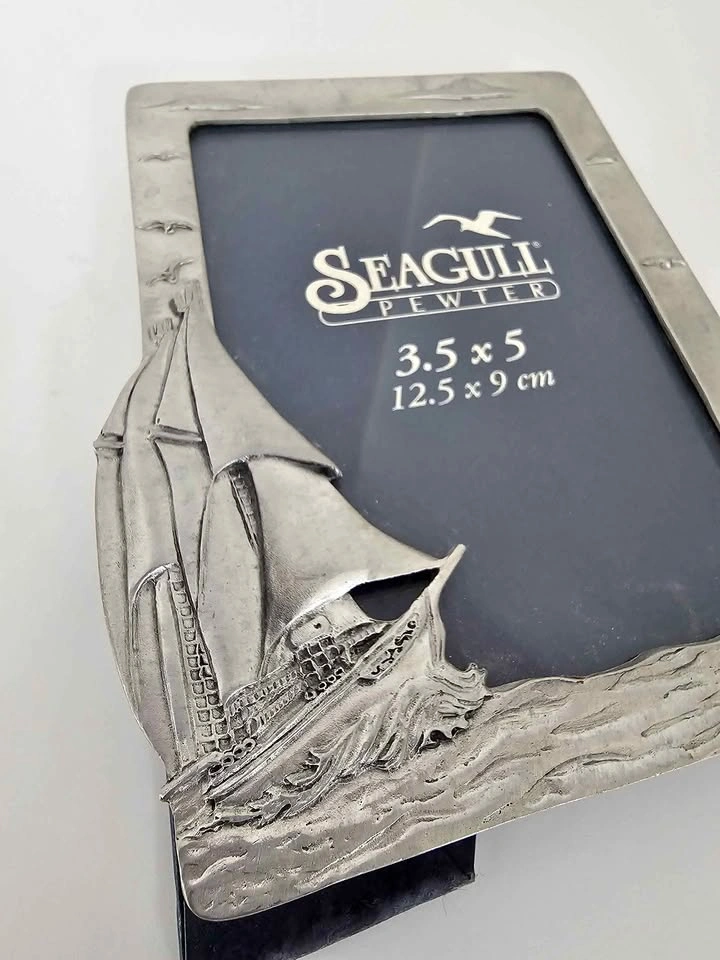 Seagull Pewter Canada Sailboat Frame