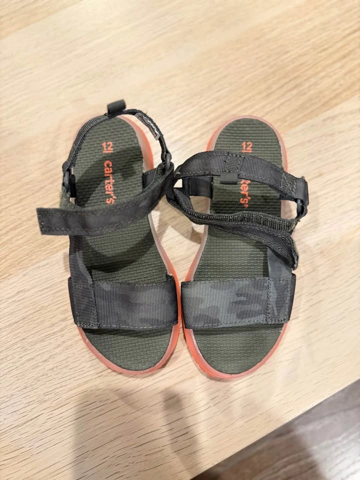 Carter's Light up Sandals size 12 - photo 3