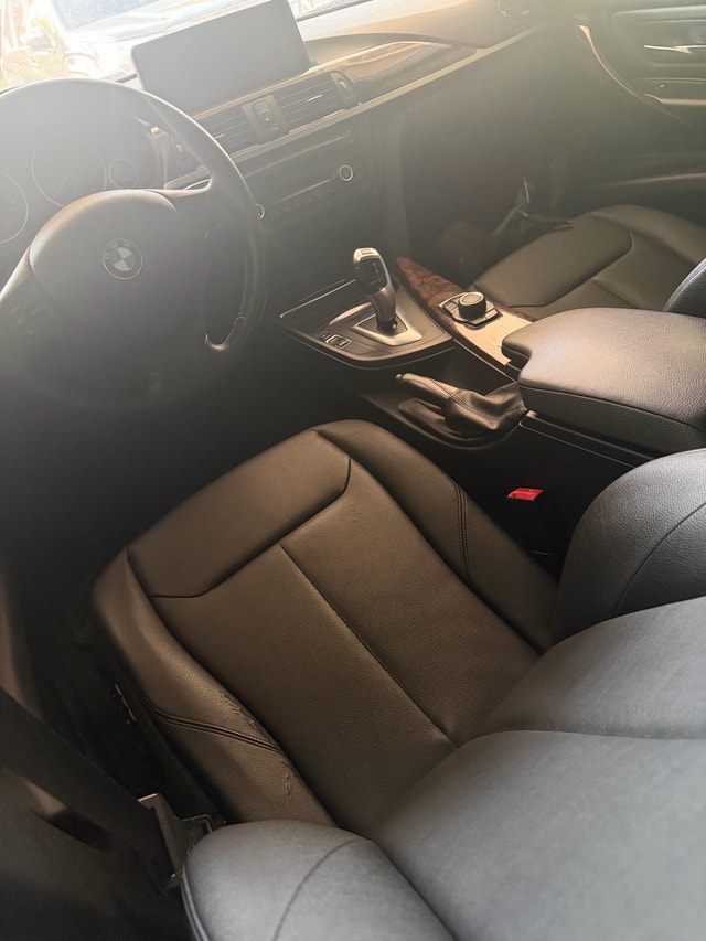 2012 BMW 320i