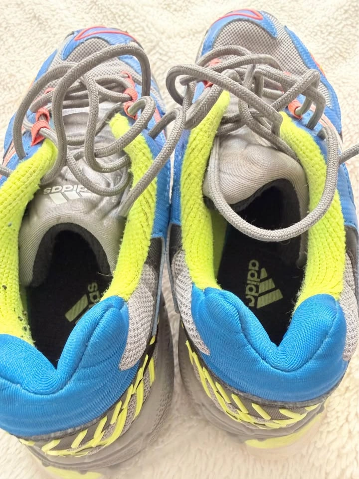 Boy’s sneakers - photo 3