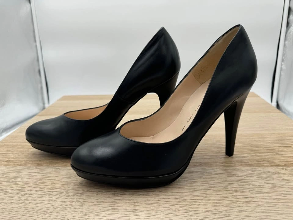 NEW Peter Kaiser leather high heels - photo 2