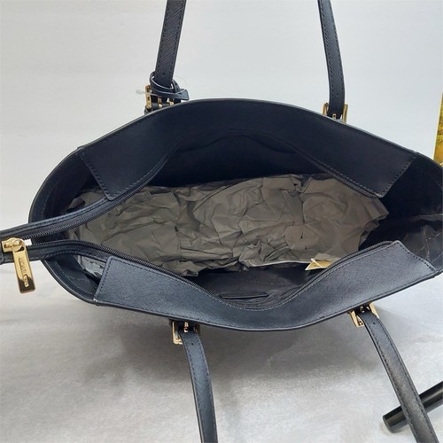 Michael Kors Gilly Large Jet Set Drawstring Tote Black - photo 3