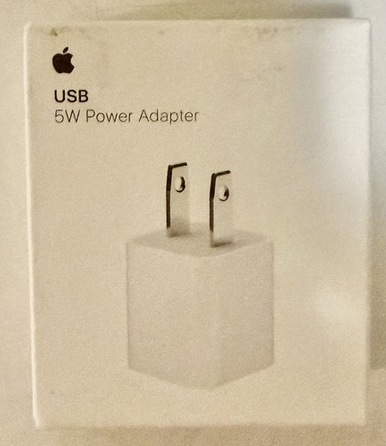 Apple 5W USB-A Power Adapter - photo 4