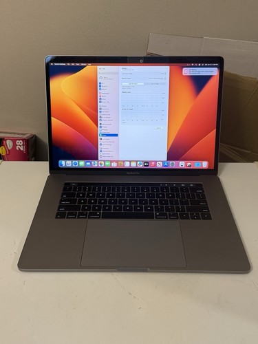 2017 Apple MacBook Pro