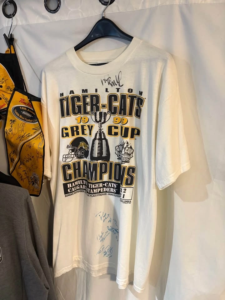 Hamilton Tiger-Cats 1999 CFL Grey Cup Champions Signed T-Shirt! - photo 5