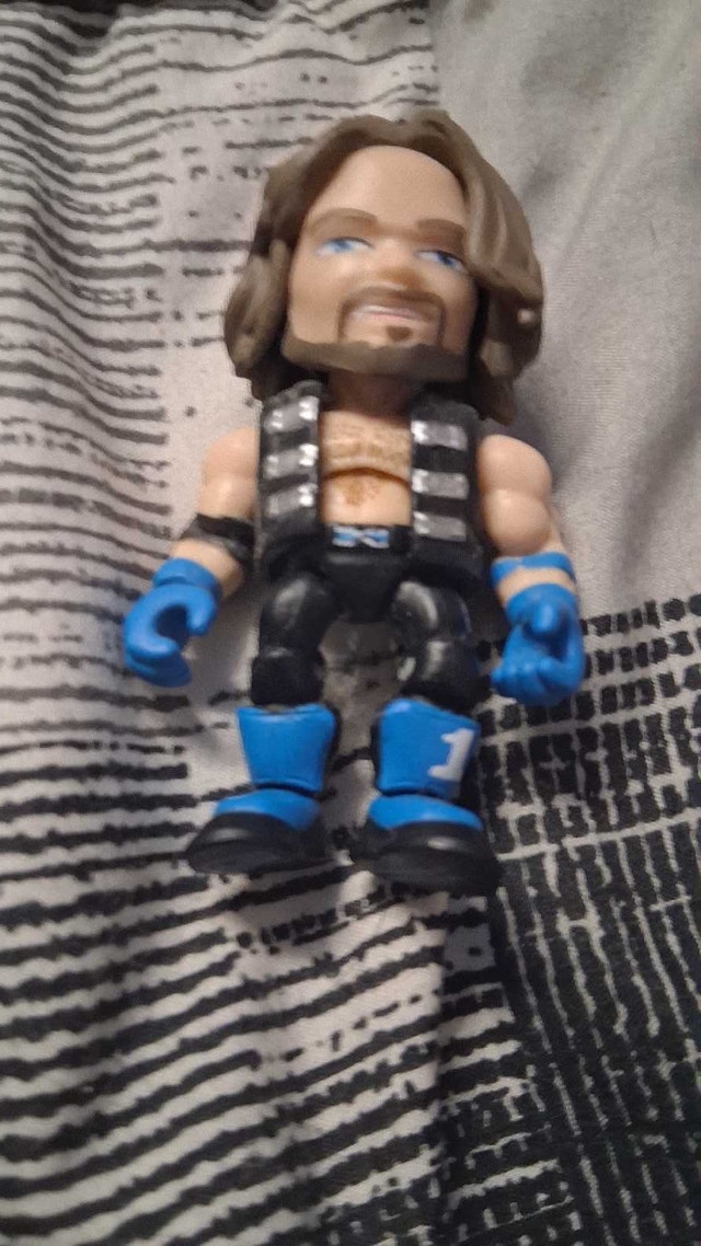 Lot of WWE figures - photo 2