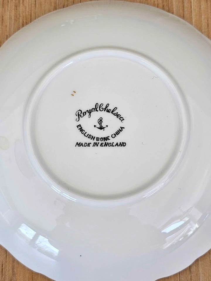 Vintage Peterborough Collector Plate - photo 4