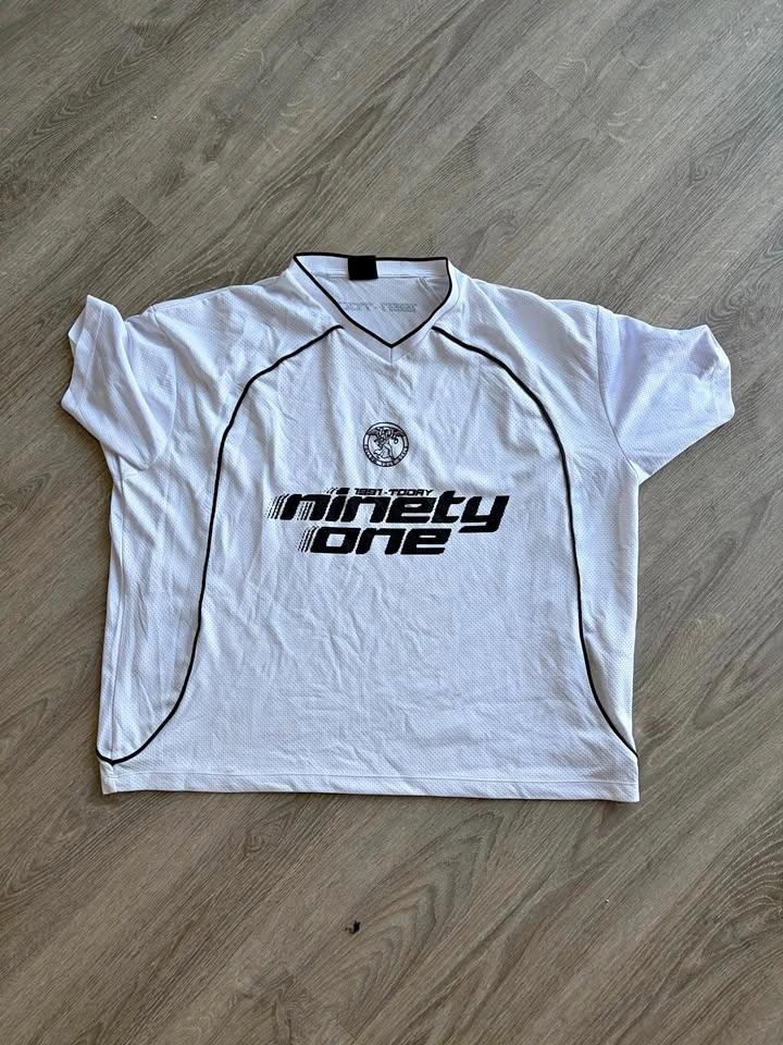 Ninety One sports top by Pull&Bear