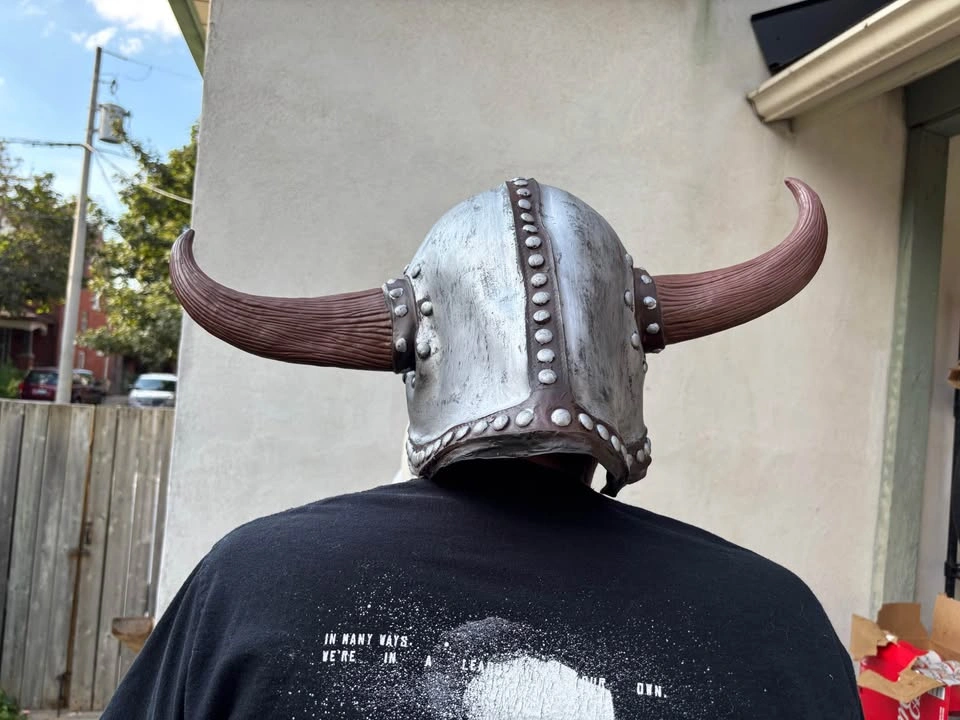 Epic Horned Viking Costume Helmet / Barbarian Hat (Halloween) - photo 2