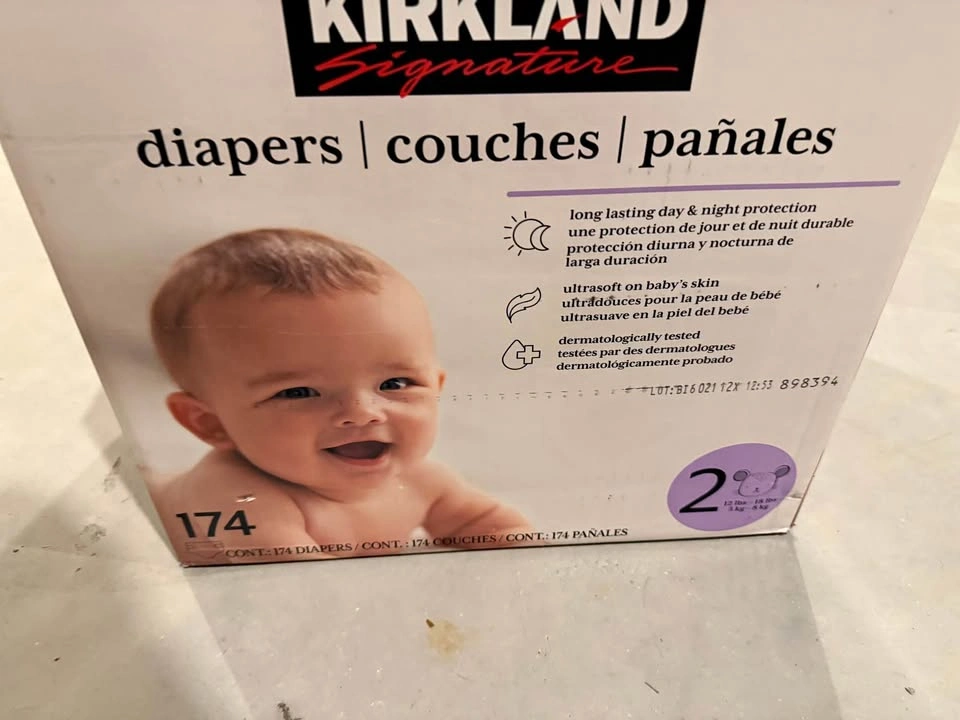 Kirkland Signature Diapers – Size 2