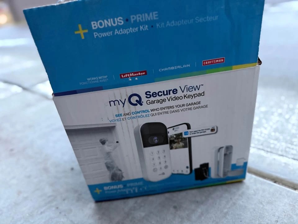 myQ Smart Garage Video Keypad + Power Adapter Kit - photo 2