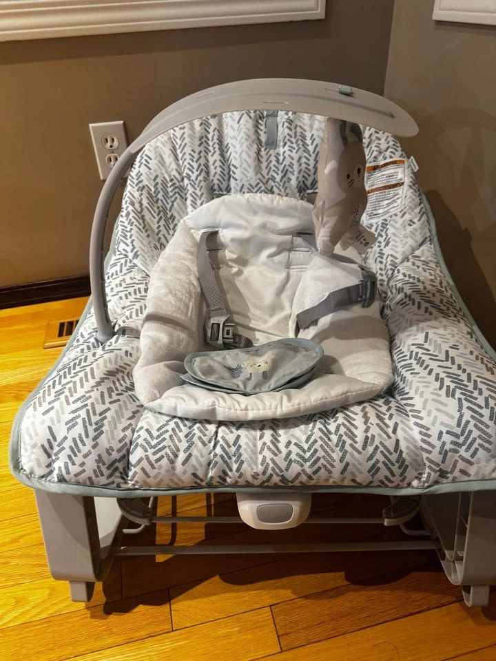 3-in-1 Grow with me Bounce & Rock seat