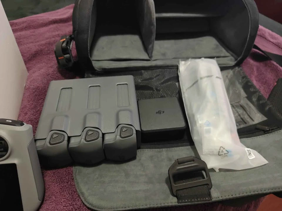 DJI Mavic 4 Pro - Fly More Combo (DJI RC 2) - Like New - photo 4