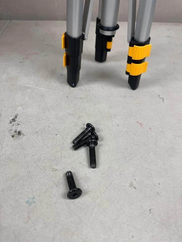 DEWALT Laser Tripod with Tilting Head BY792 - photo 4