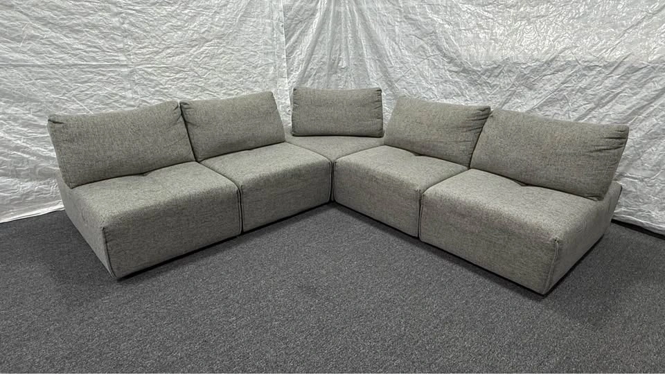 Modular sectional couch - photo 3