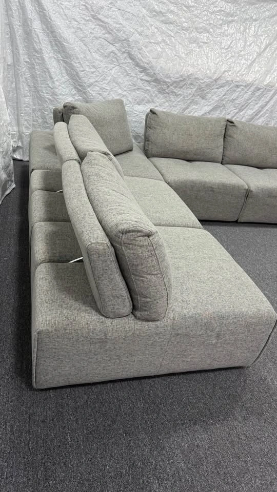 Modular sectional couch - photo 4