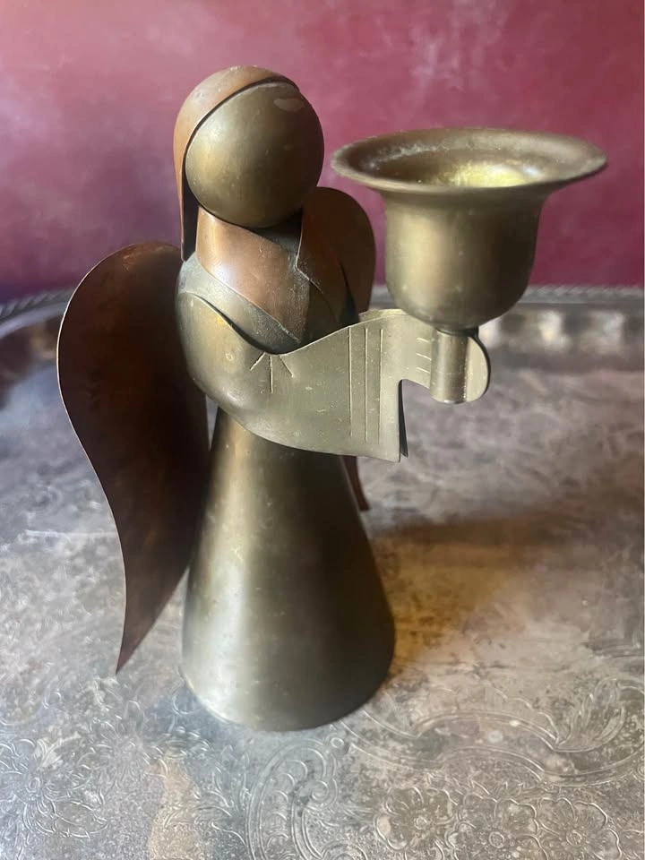 VINTAGE UNPOLISHED BRASS & COPPER 6" HIGH ANGEL CANDLEHOLDER - photo 2