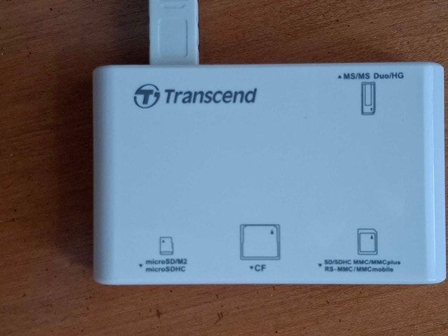 Transcend multiple format card reader USB