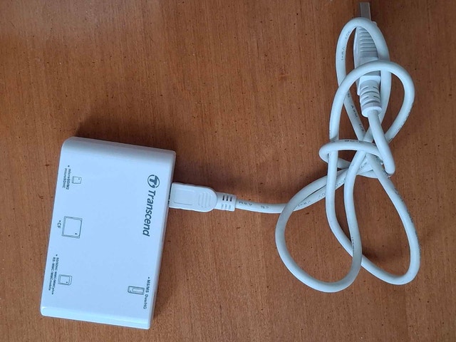 Transcend multiple format card reader USB - photo 2